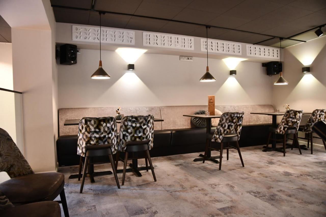 Home Hotel Norre Park Χάλμσταντ Εξωτερικό φωτογραφία